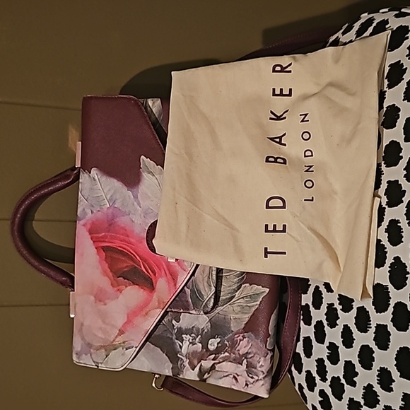 Ted Baker Floral Bag - Picture 9 of 11